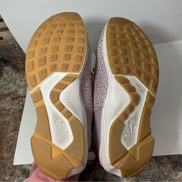 Nike Air Huarache Purple Patterned Athletic Sneakers main image 6